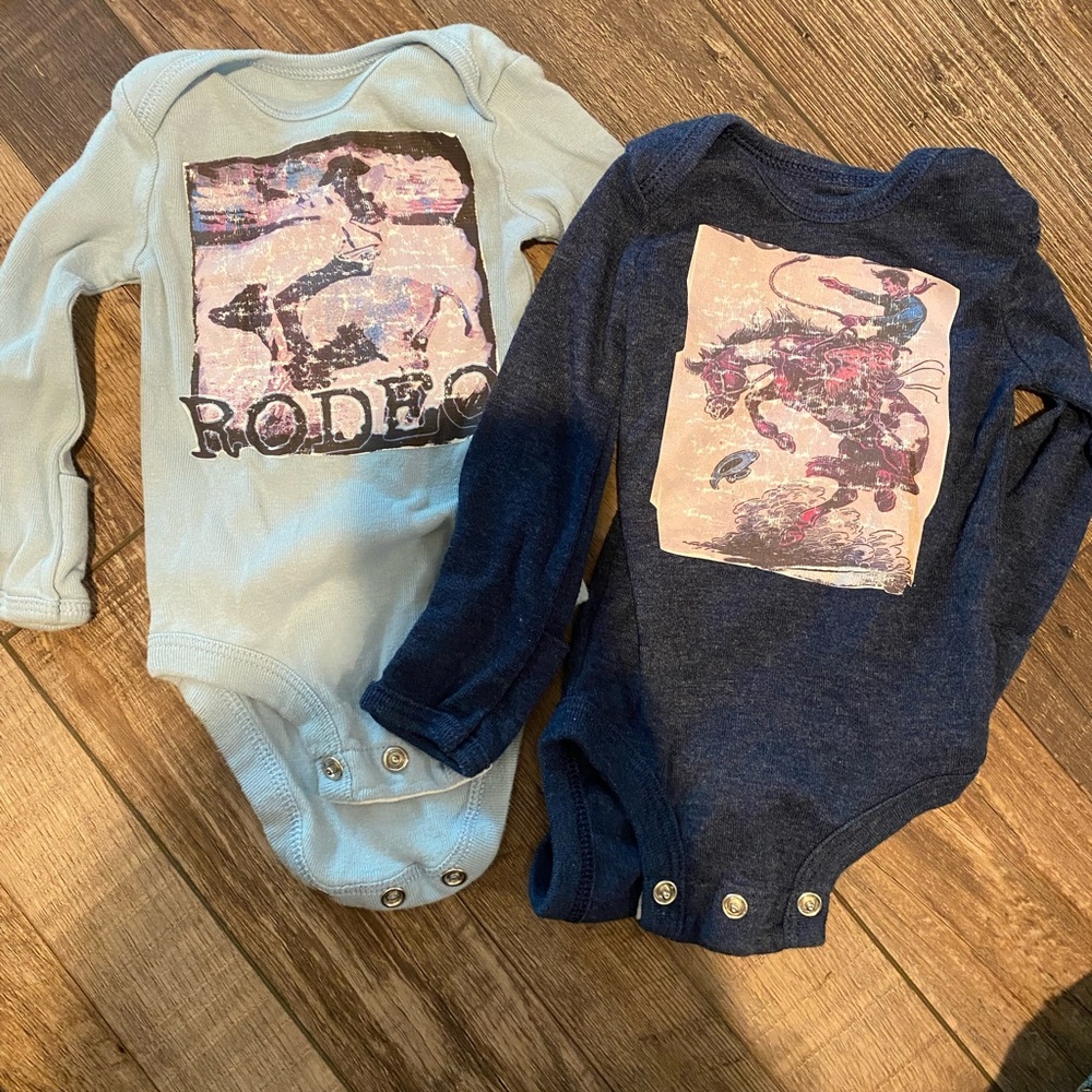 Carters brand new born onesies rodeo print